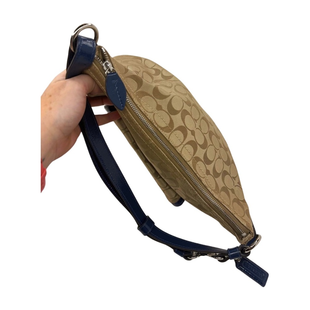 Coach 2012 Signature Jacquard Shoulder Bag Blue Leather Trim Turnlock F12699 - Picture 7 of 12